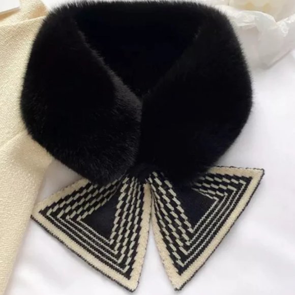 FAUX FUR SCARF- BLACK - Picture 1 of 1